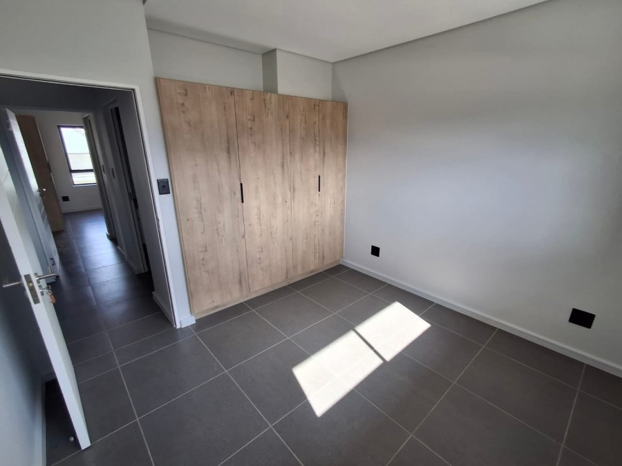 To Let 2 Bedroom Property for Rent in Newinbosch Western Cape